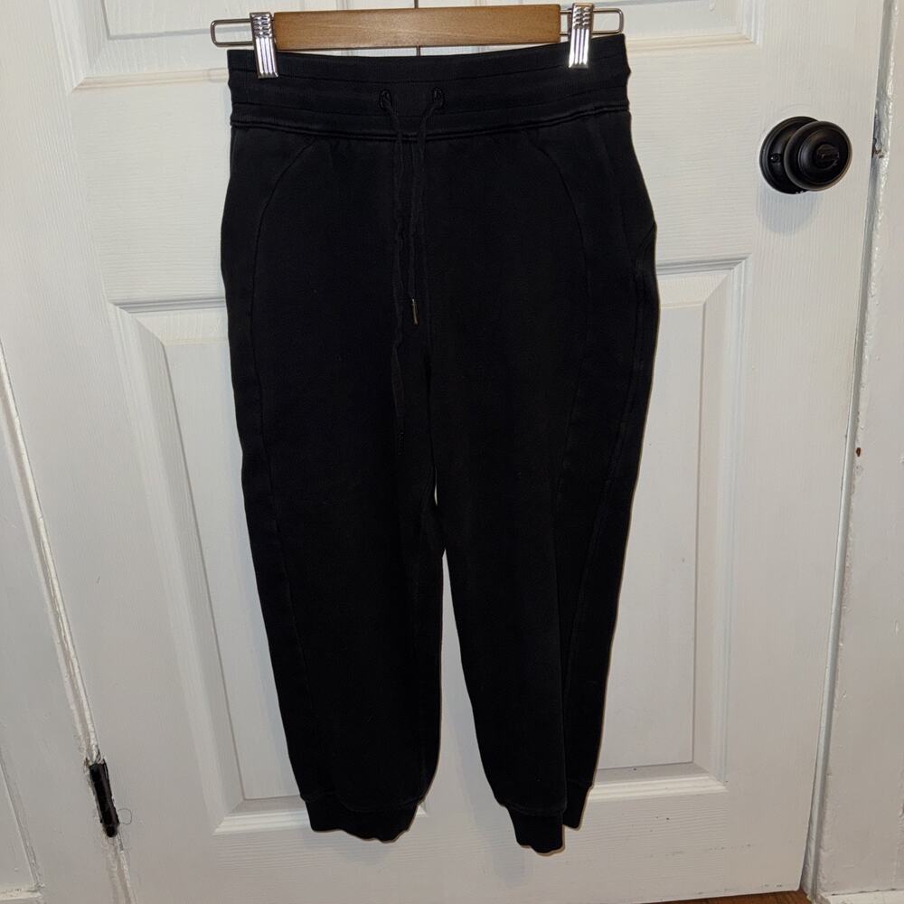 Lululemon Scuba High-Rise‎ Cropped Jogger Black Size 4 Women’s